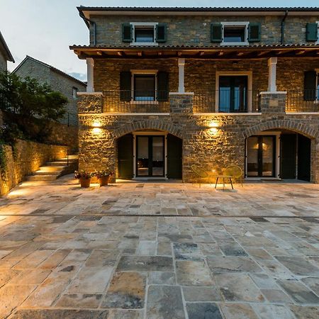 L'Abbraccio Della Quercia Momjan Exterior foto