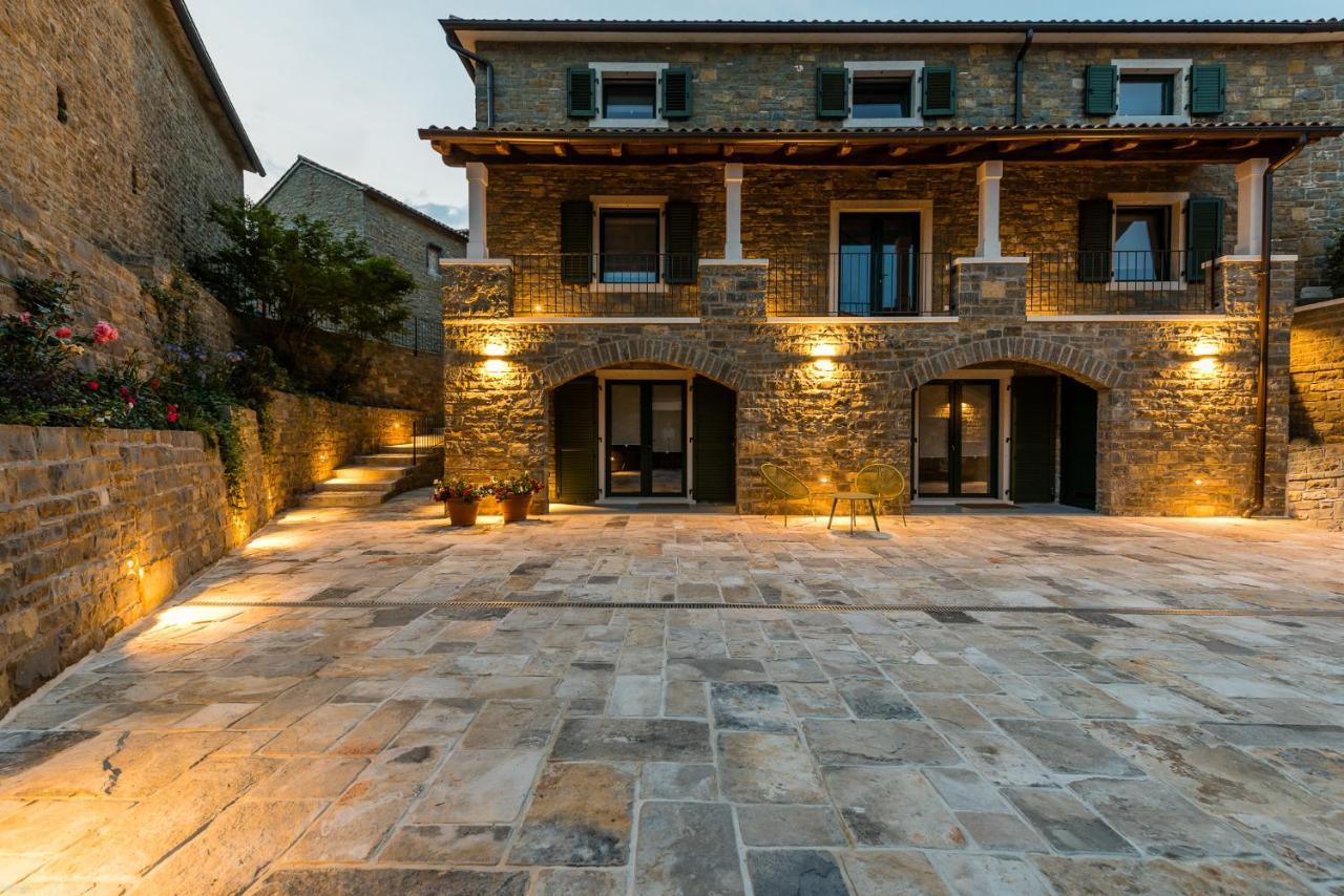 L'Abbraccio Della Quercia Momjan Exterior foto