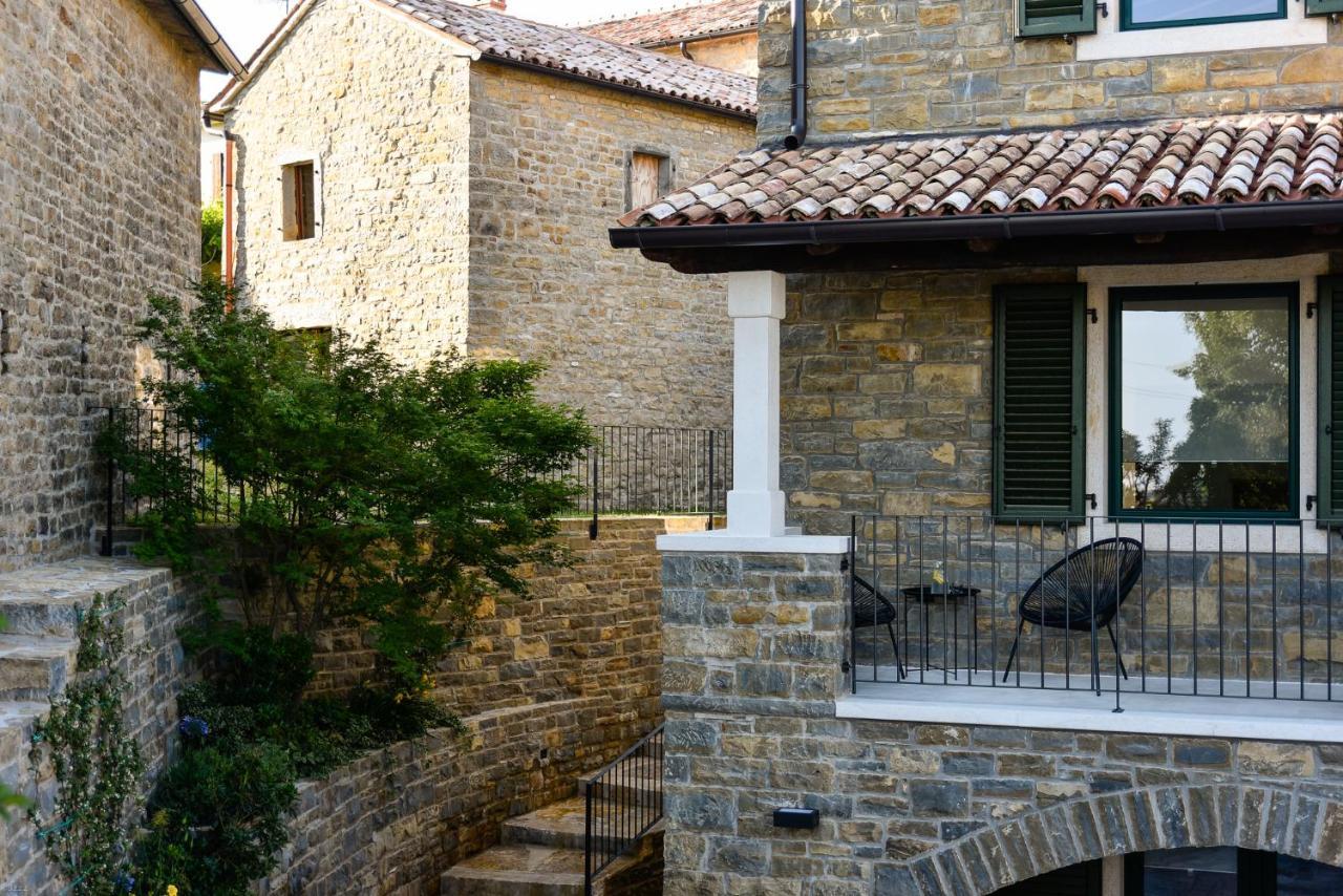 L'Abbraccio Della Quercia Momjan Exterior foto